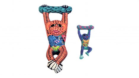 NA016 Large Hanging Monkey