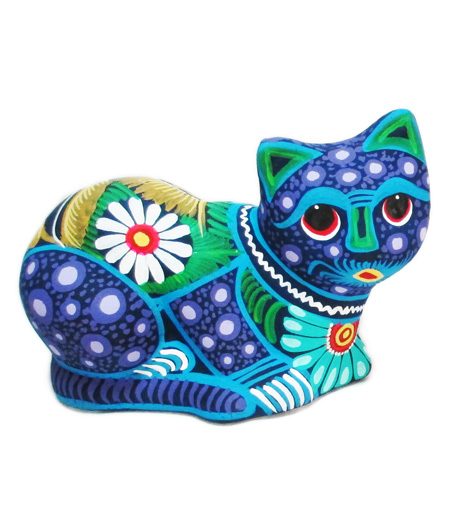 NA031.1 - Medium Cat Laying Down