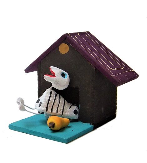 DD524 Dog House